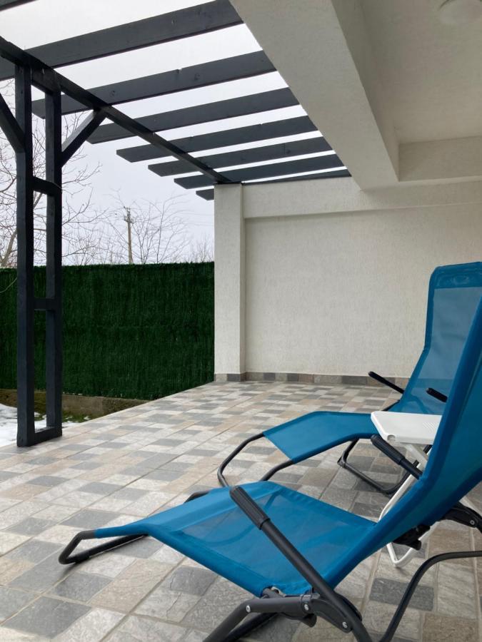 Joygate Entire Villa Otopeni Exterior photo